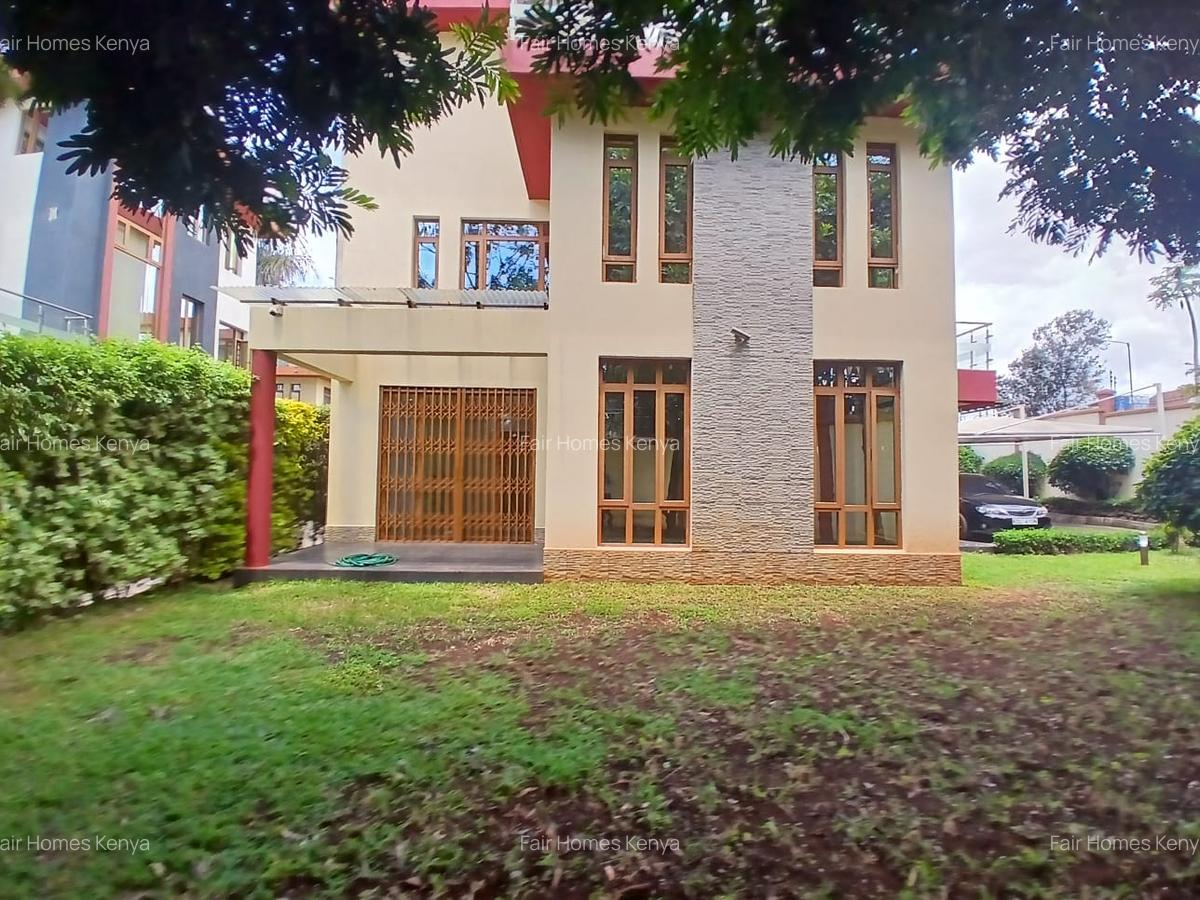 5 Bed Townhouse with En Suite at Lavington Green - 2