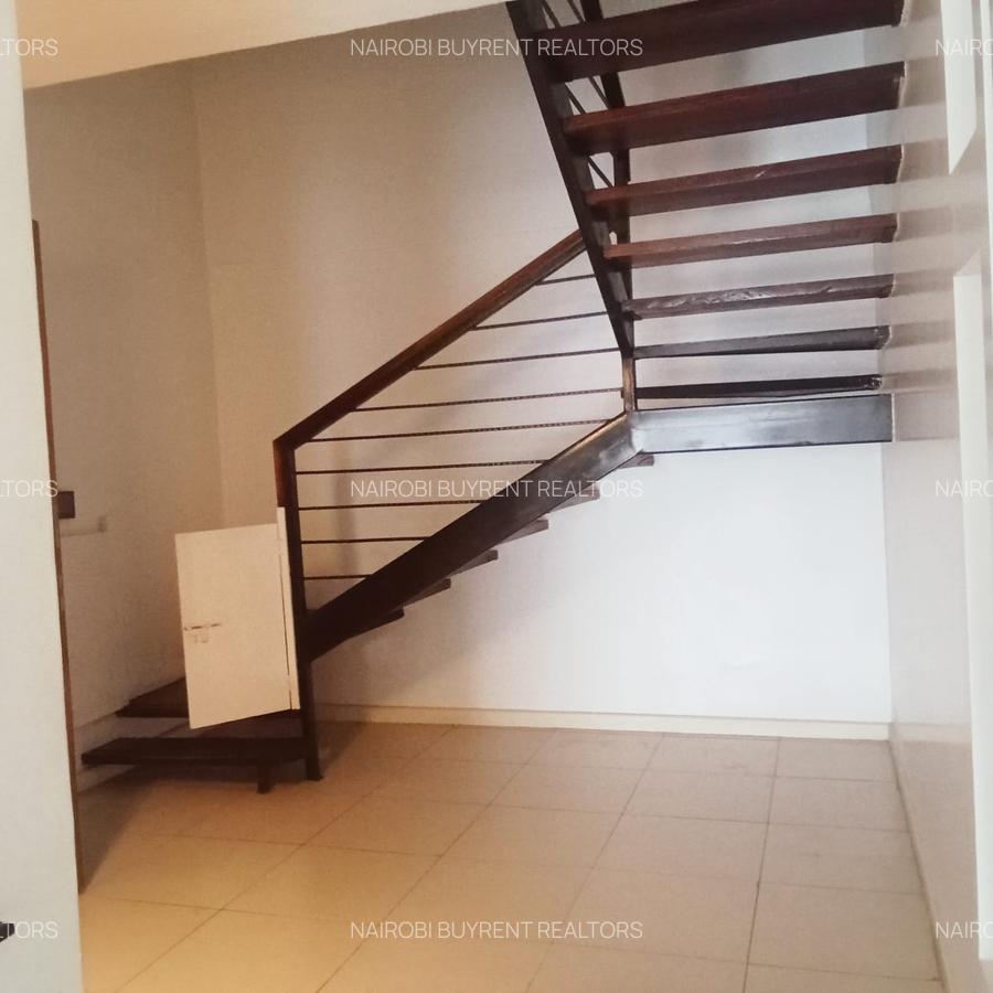 4 Bed Apartment with En Suite in Parklands - 1