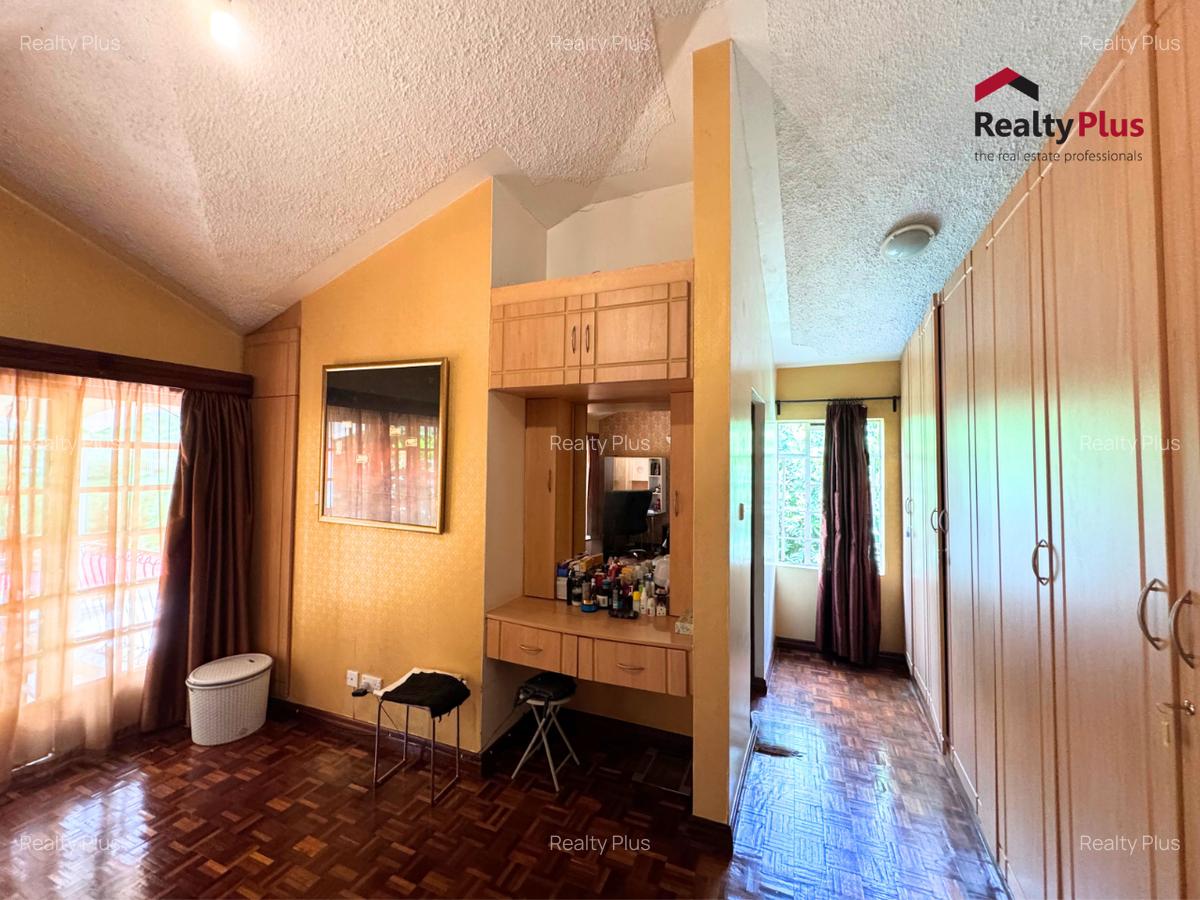 4 Bed Villa with En Suite at Loiyangalani Drive - 16