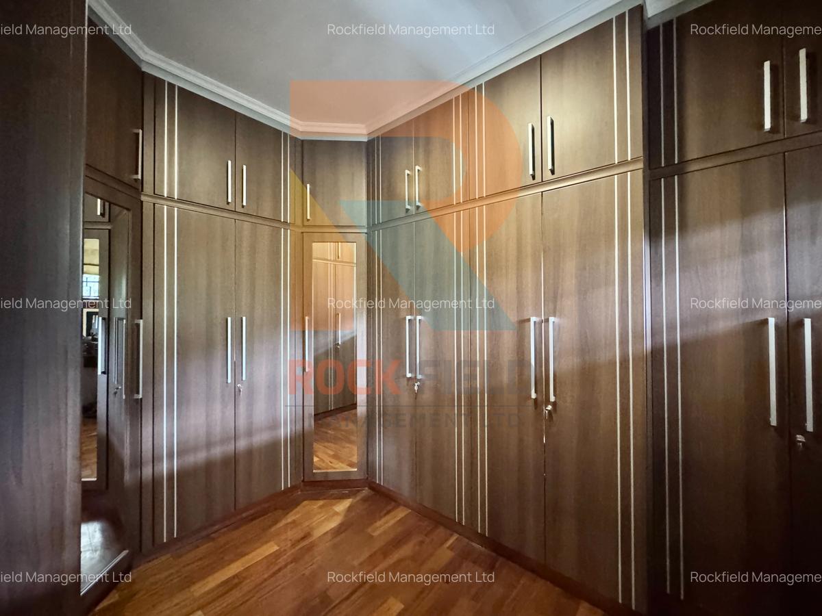 4 Bed Townhouse with En Suite at Peponi Road - 8