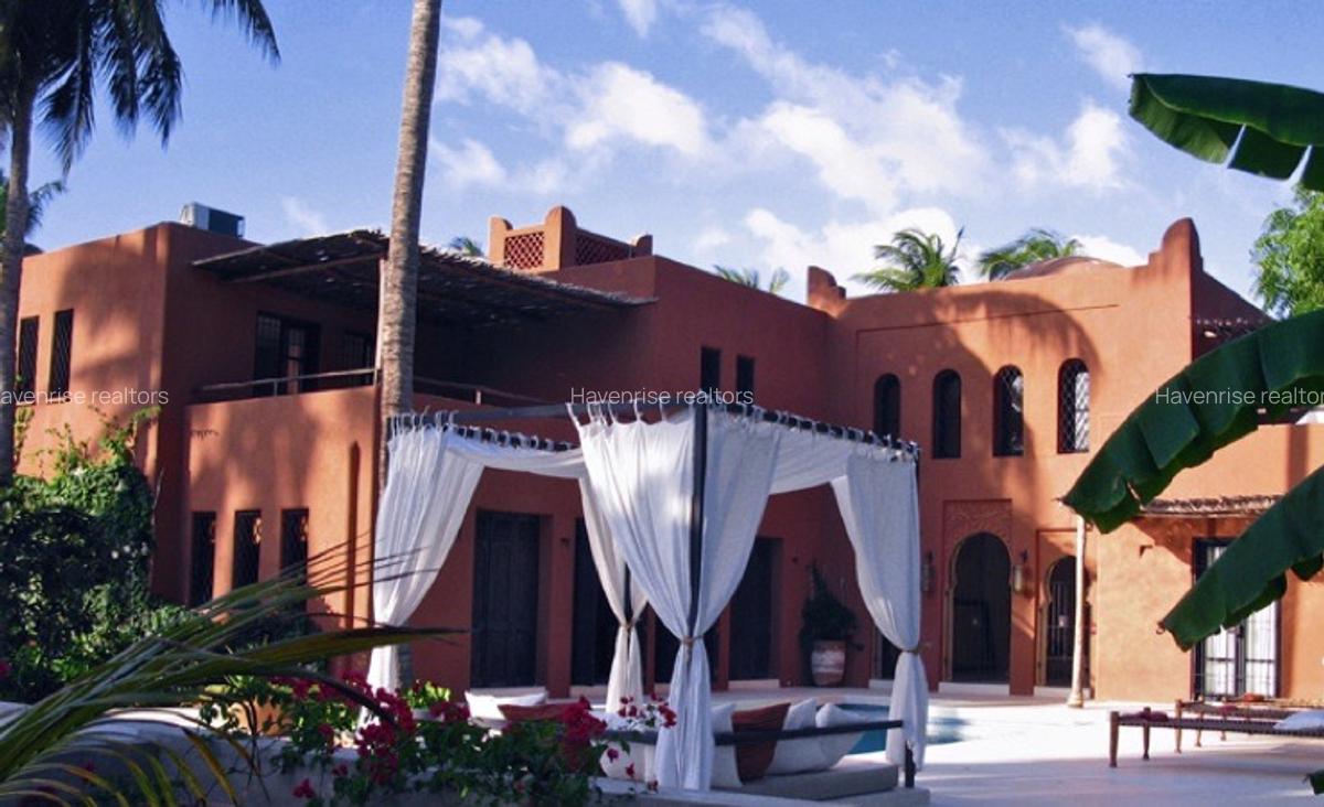 4 Bed House at Watamu - 8