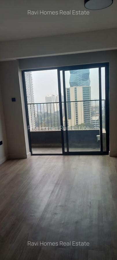 2 Bed Apartment with En Suite in Upper Hill - 3