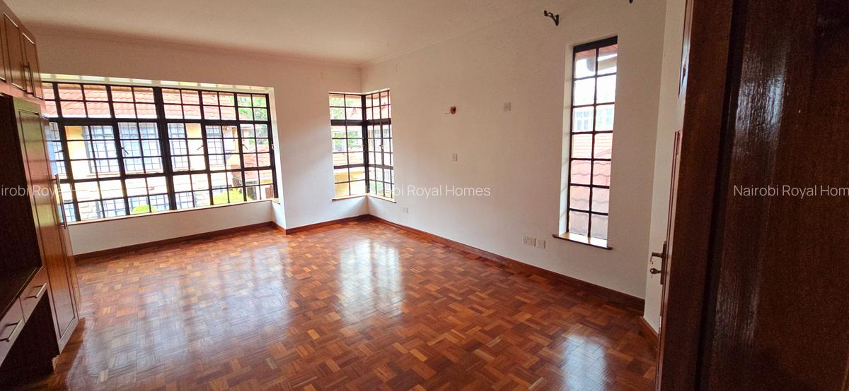5 Bed Townhouse with En Suite at Lavington Kaputei - 17