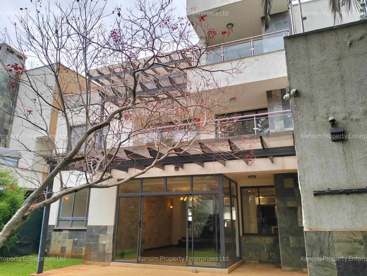 5 Bed Townhouse with En Suite in Lavington - 15
