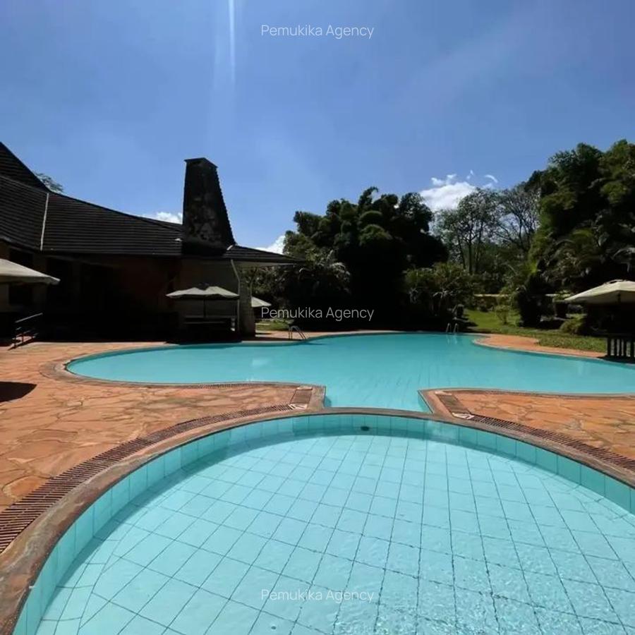 5 Bed Townhouse with En Suite in Karen - 1
