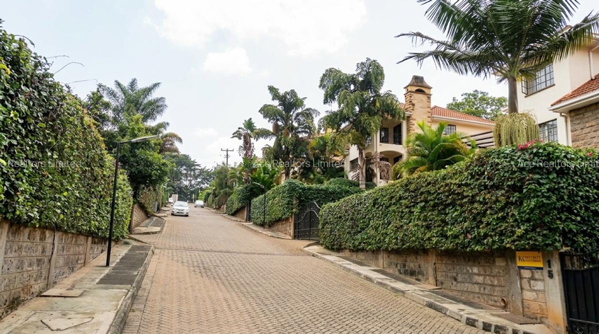 4 Bed Townhouse with En Suite at Shanzu Road - 2
