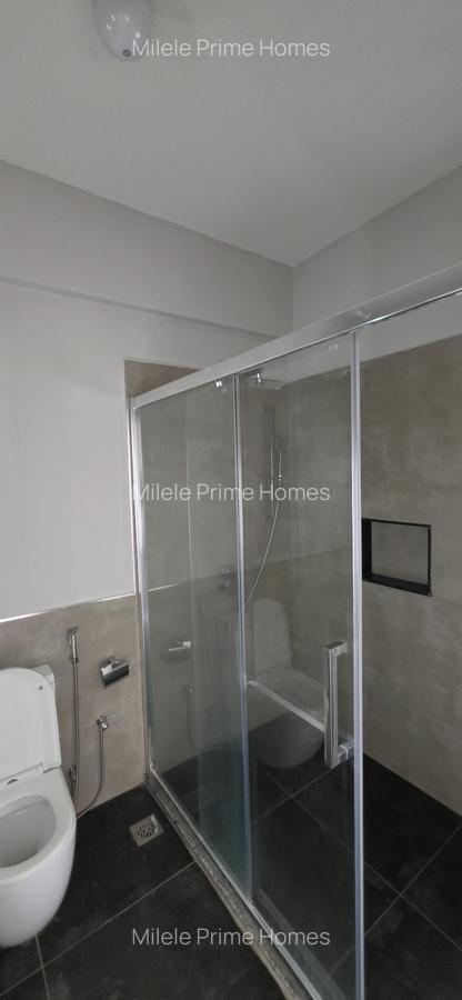 Serviced 2 Bed Apartment with En Suite at Nyeri Road - 10