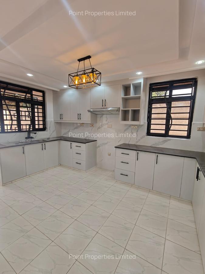 4 Bed Townhouse with En Suite in Karen - 8