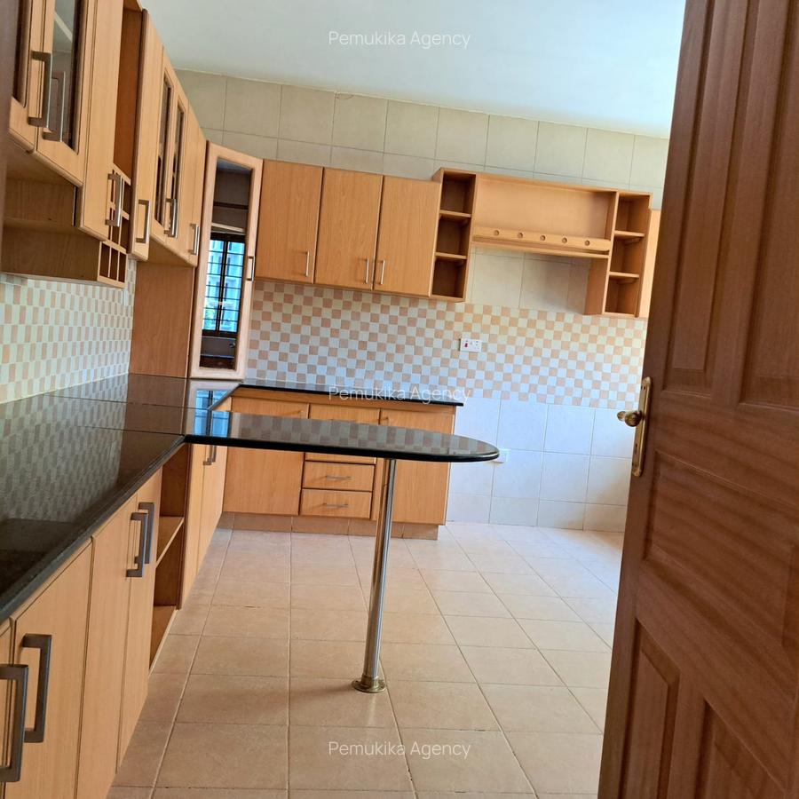 3 Bed Apartment in Kileleshwa - 10