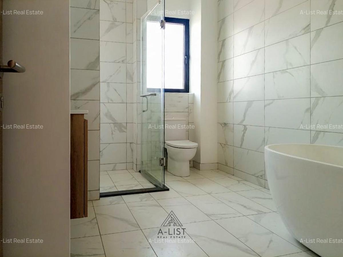 2 Bed Apartment with En Suite at Two Rivers - 13