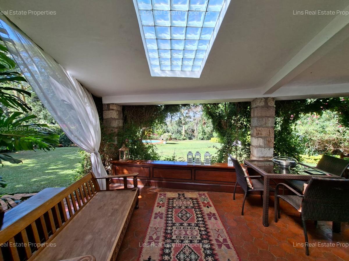 1 Bed House with En Suite in Rosslyn - 10