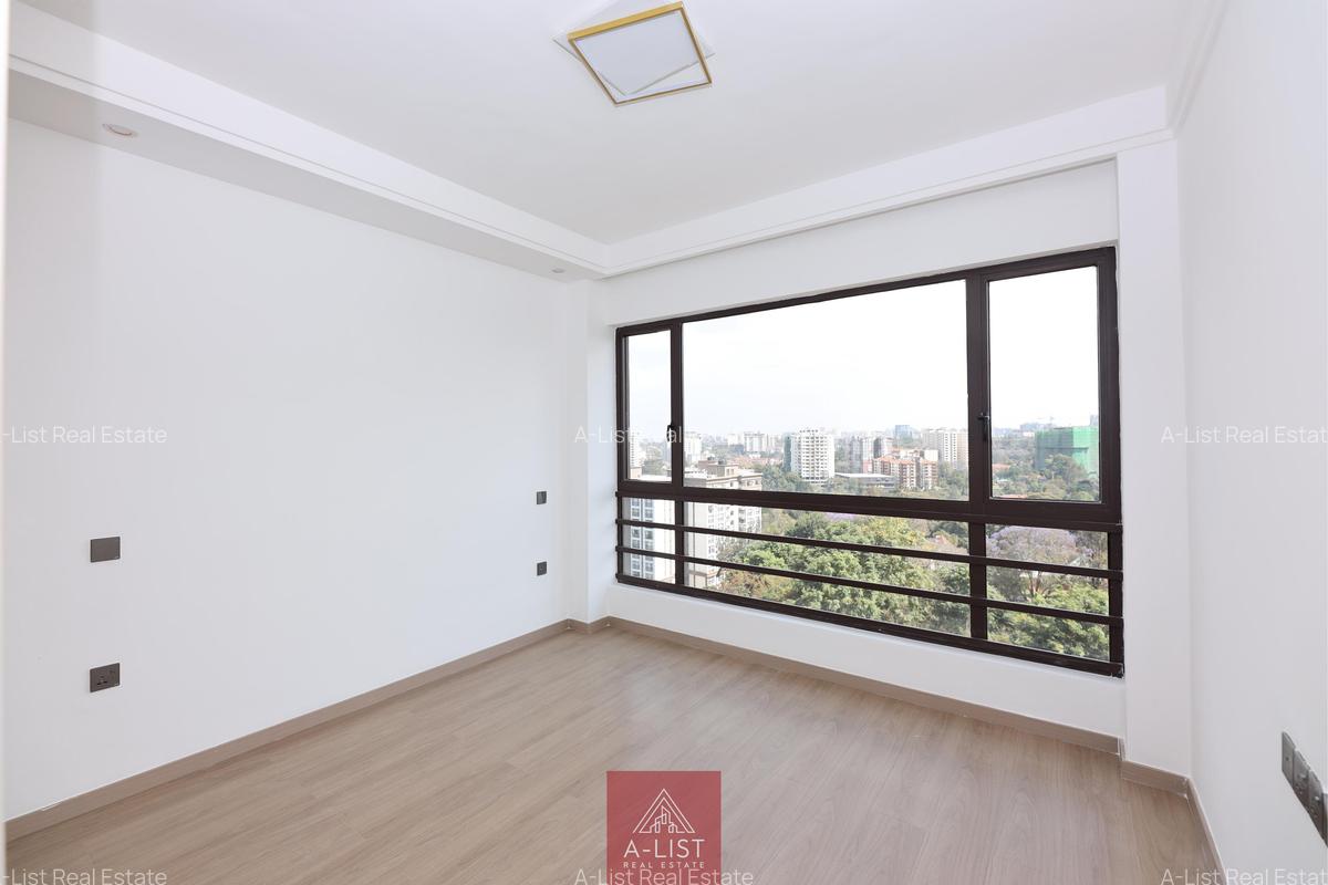 3 Bed Apartment with En Suite at Riverside Drive - 14