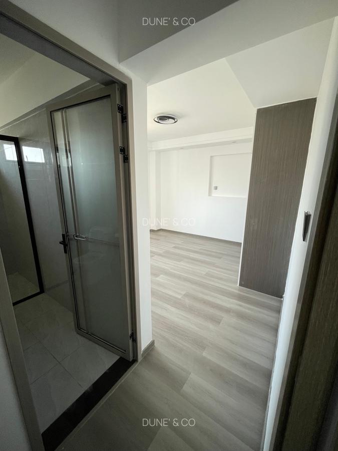 2 Bed Apartment with En Suite in Westlands Area - 12