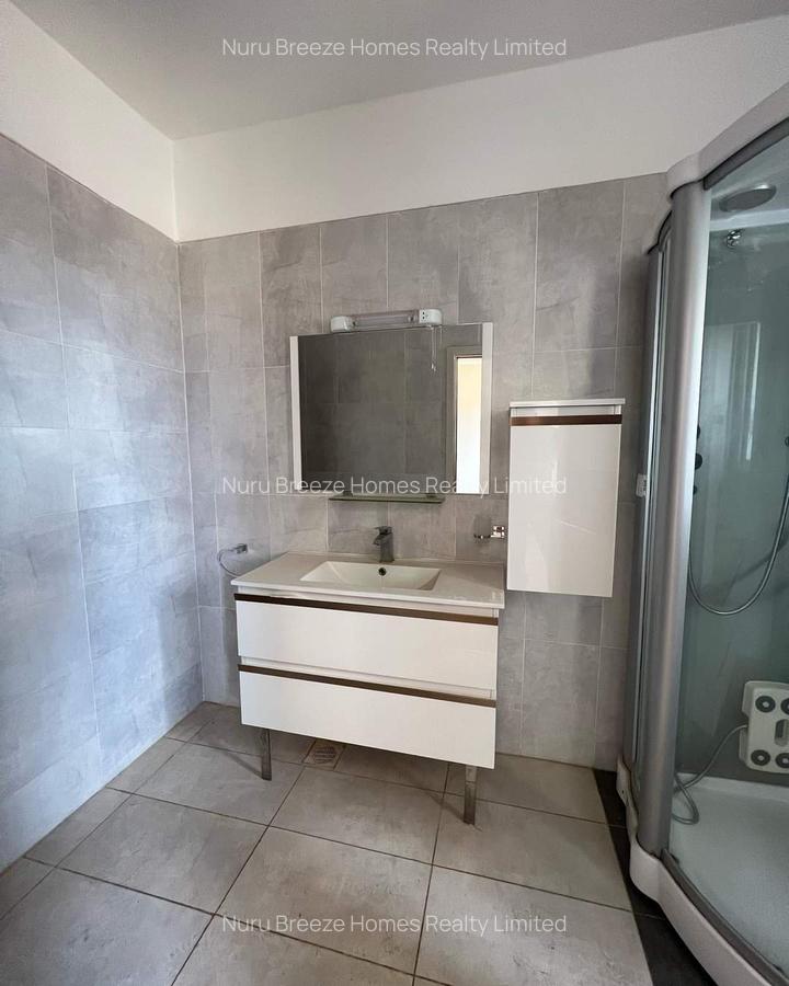 3 Bed Apartment with En Suite in Westlands Area - 5