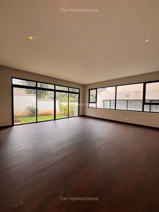 5 Bed Townhouse with En Suite at Manyani East - 11