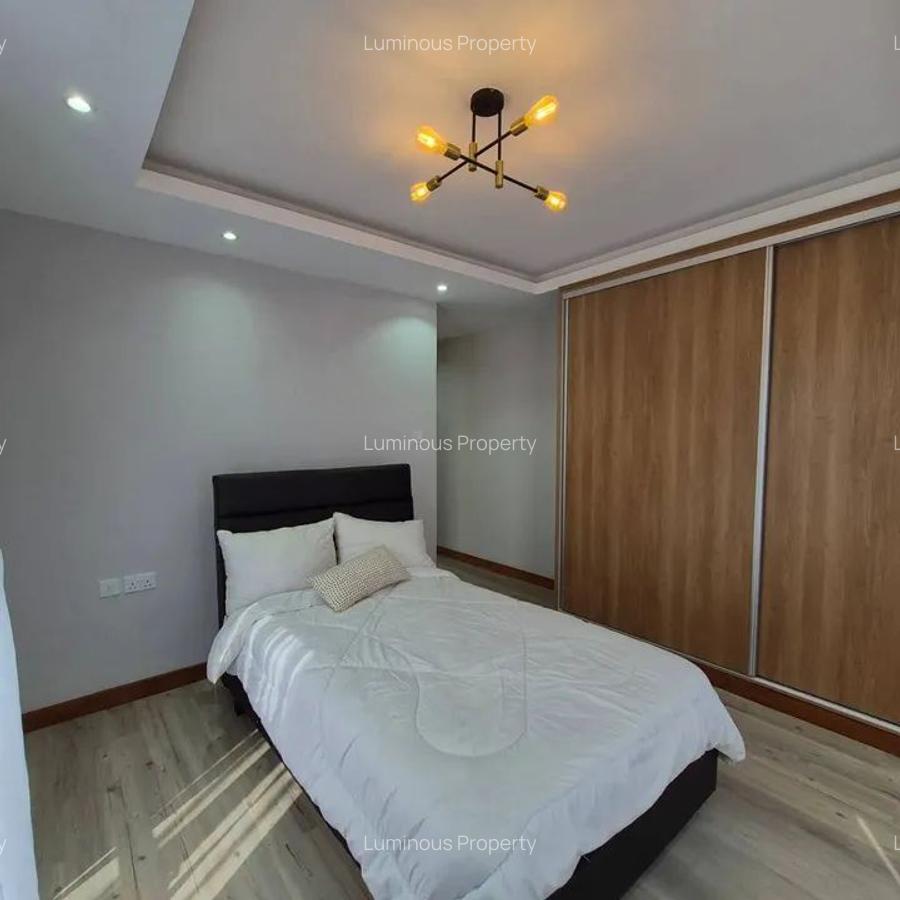 4 Bed House with En Suite at Membley - 10