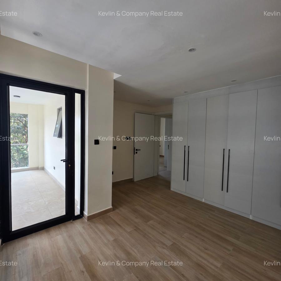 2 Bed Apartment with En Suite in General Mathenge - 14