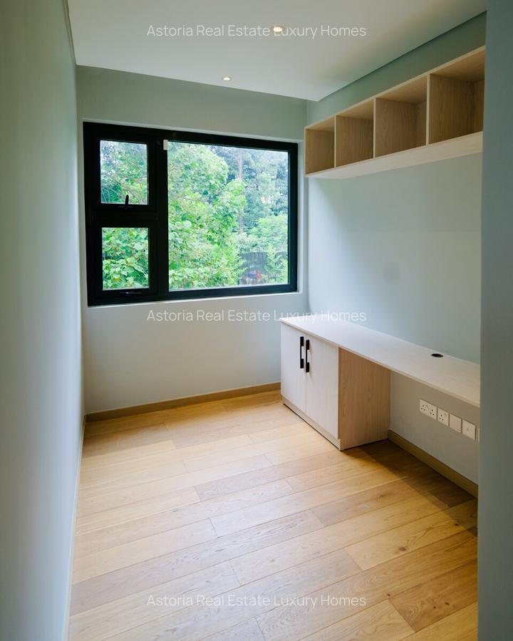3 Bed Villa with En Suite at 2026-389 - 17