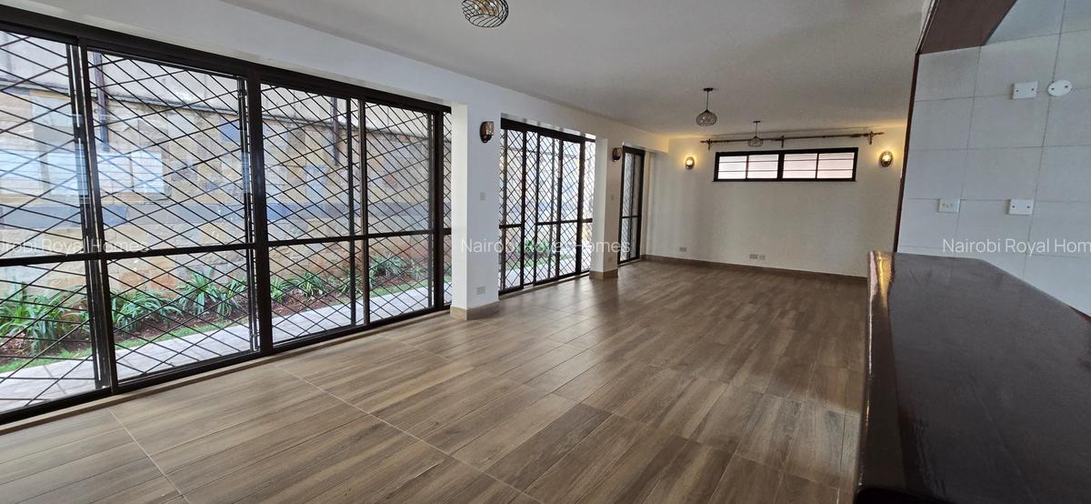 5 Bed Townhouse with En Suite at Convent Drive - 13