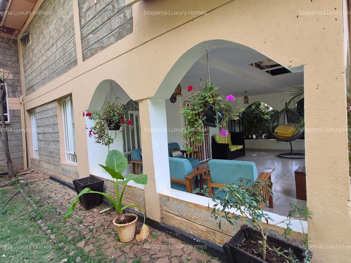 5 Bed House with En Suite at Hardy Area - 2