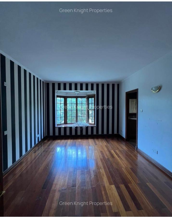 4 Bed Townhouse with En Suite in Westlands Area - 5