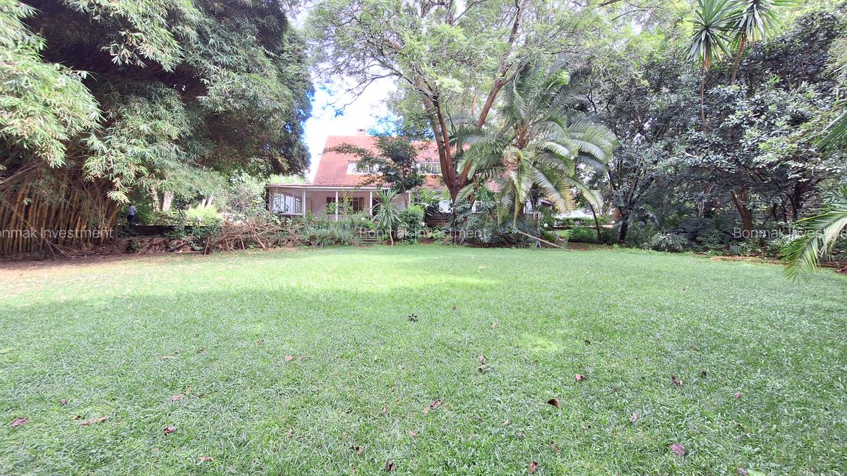 4 Bed House with En Suite at Spring Valley - 4