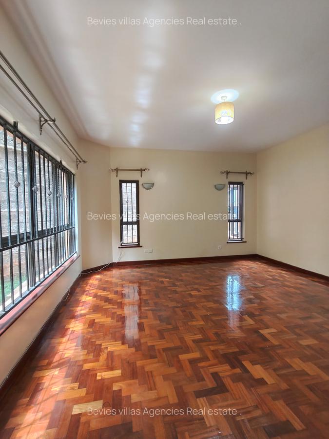 4 Bed Apartment with En Suite at Spring Valley - 6