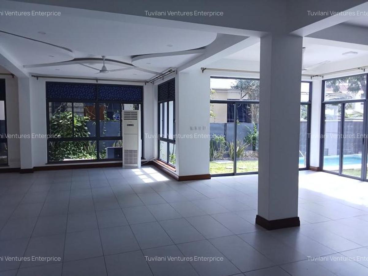 5 Bed Villa with En Suite at Nyali Mombasa - 14