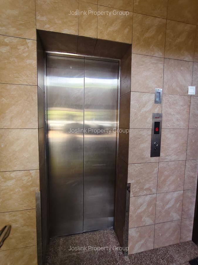 3 Bed Apartment with En Suite at Greenwood Drive - 9