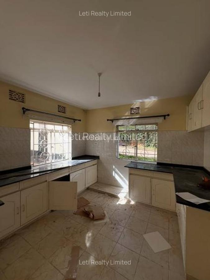 3 Bed Townhouse with En Suite in Kileleshwa - 5