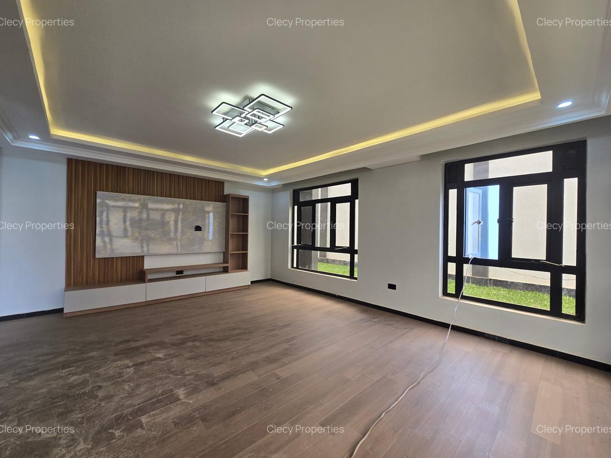 6 Bed House with En Suite at Kimbo - 4