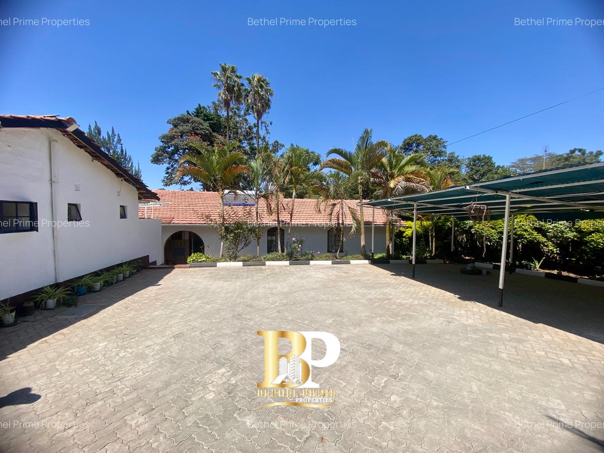 4 Bed House with En Suite in Loresho - 17