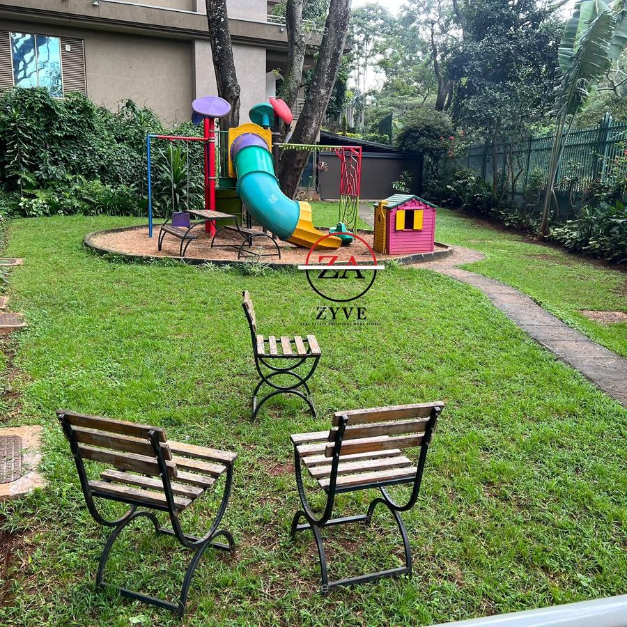 3 Bed Apartment with En Suite at Parklands - 19