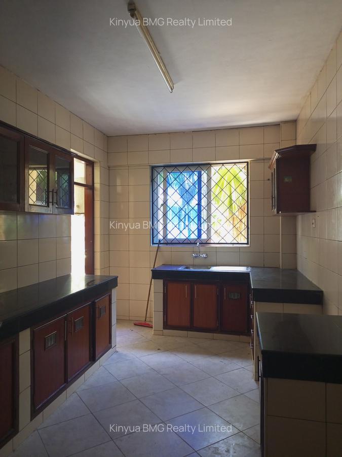 Serviced 3 Bed Apartment with En Suite at Beach Road - 5