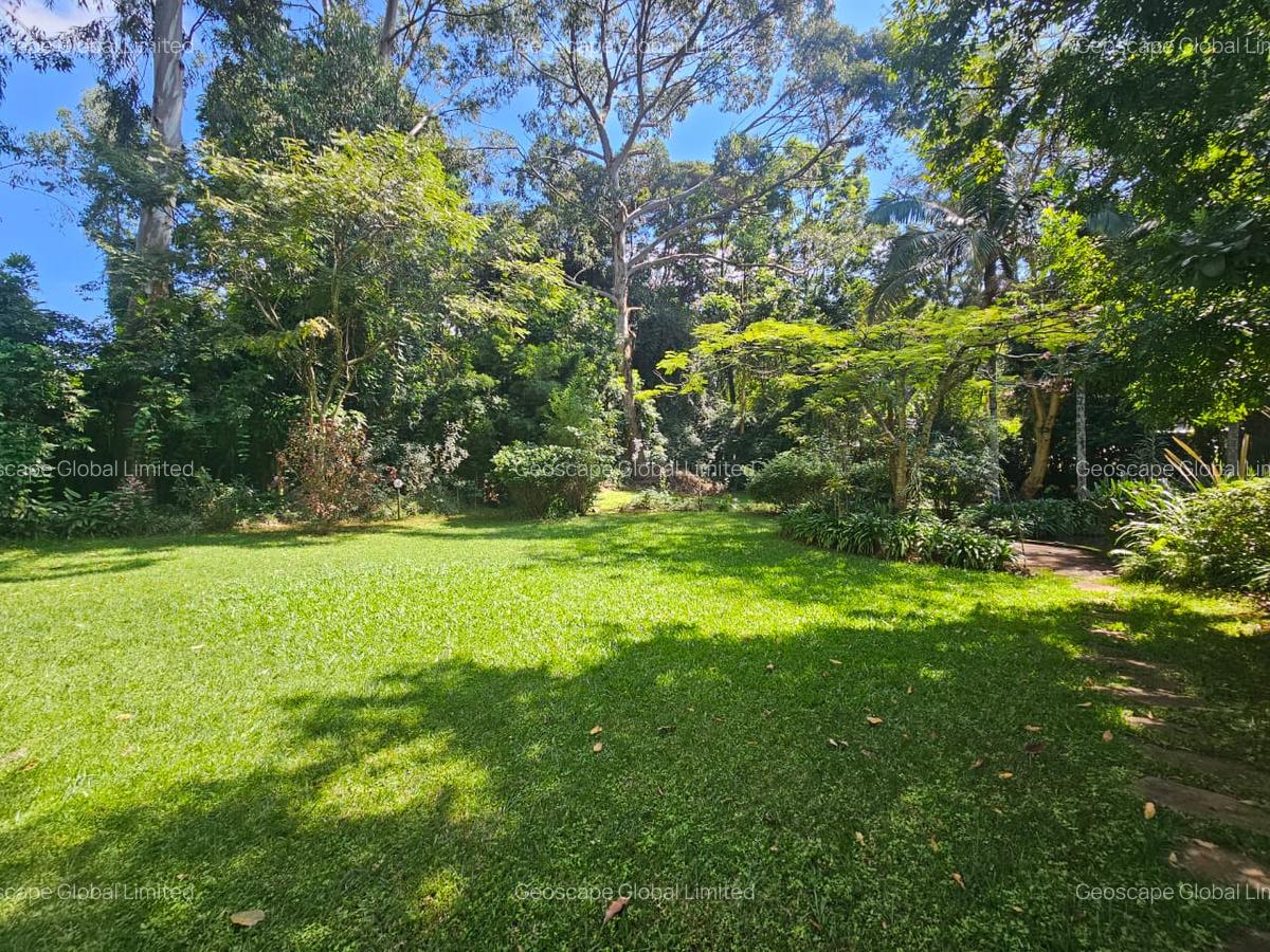 4 Bed House with En Suite in Nyari - 10