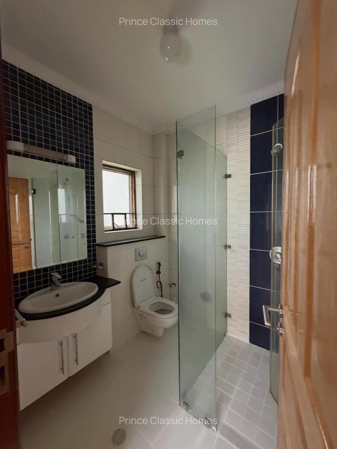 4 Bed Apartment with En Suite in Lavington - 10