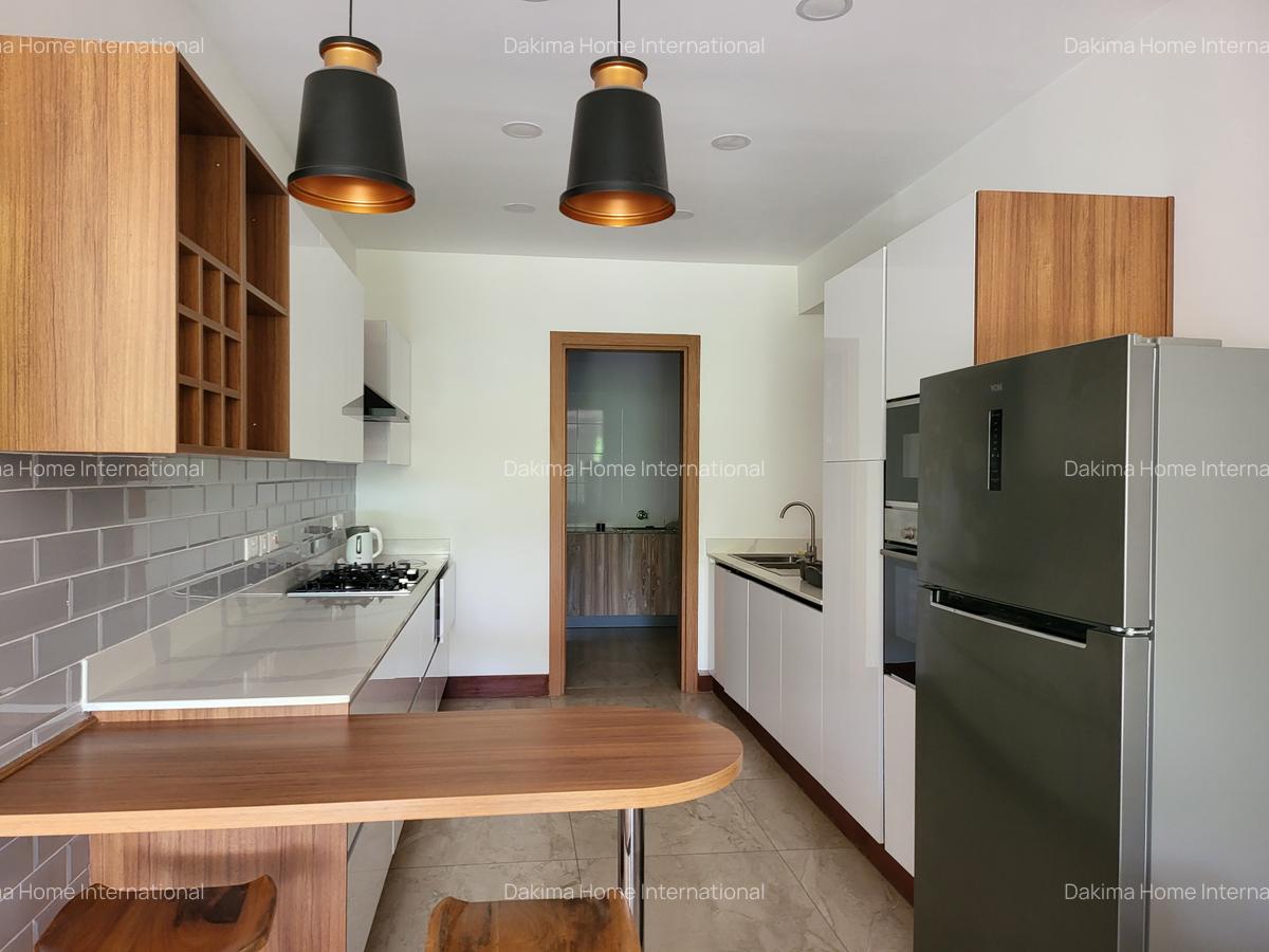Furnished 2 Bed Apartment with En Suite in Parklands - 7