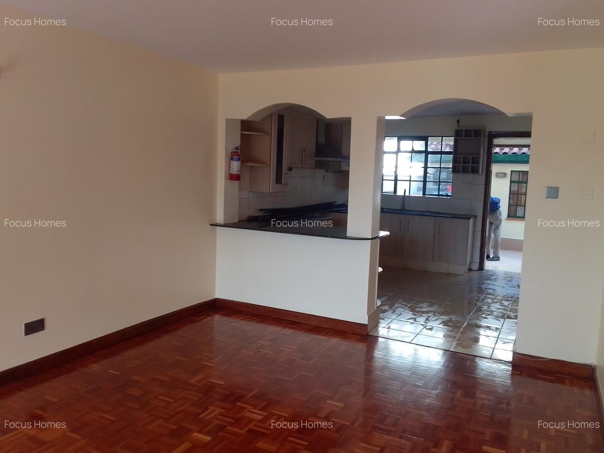 4 Bed Townhouse with En Suite in Lavington - 14