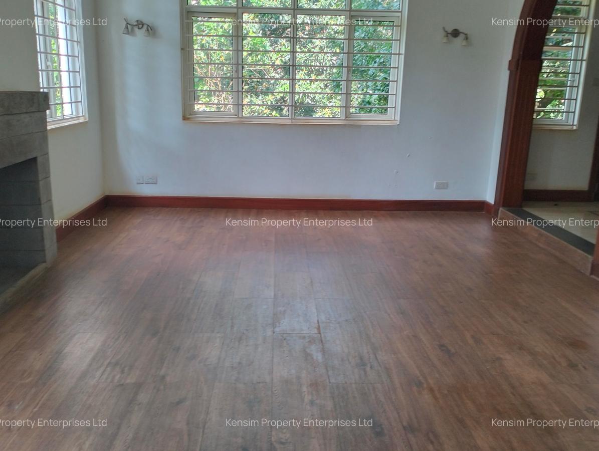 5 Bed Townhouse with En Suite in Rosslyn - 6
