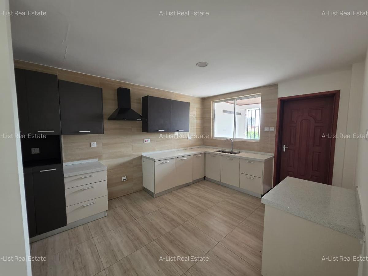4 Bed Apartment with En Suite at Arwings Kodhek - 5