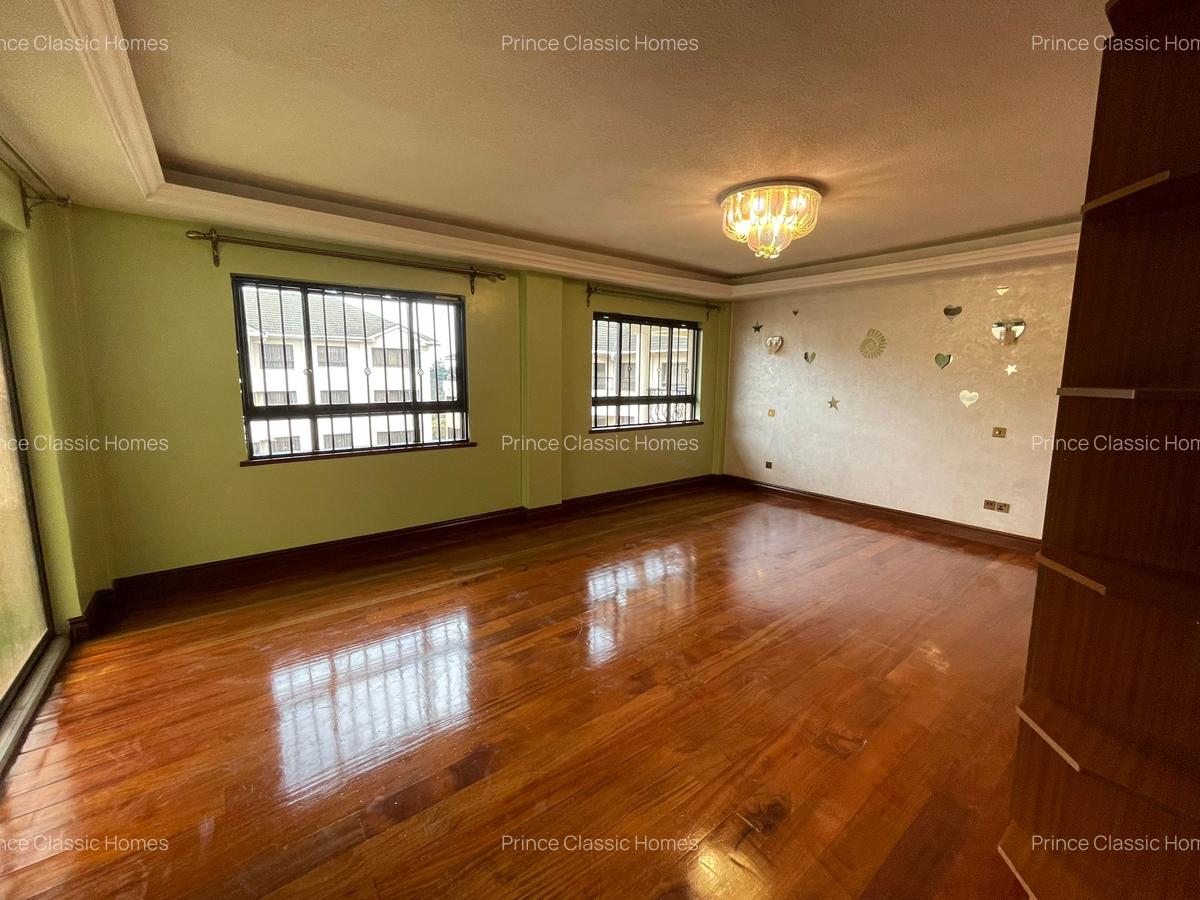 4 Bed Townhouse with En Suite in Karen - 6