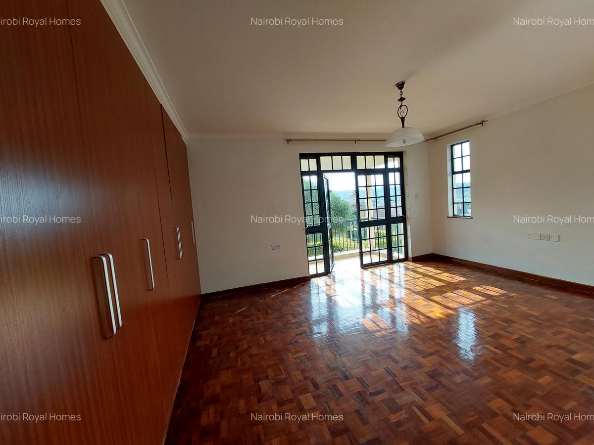 4 Bed Townhouse with En Suite at Loresho Ridge - 15