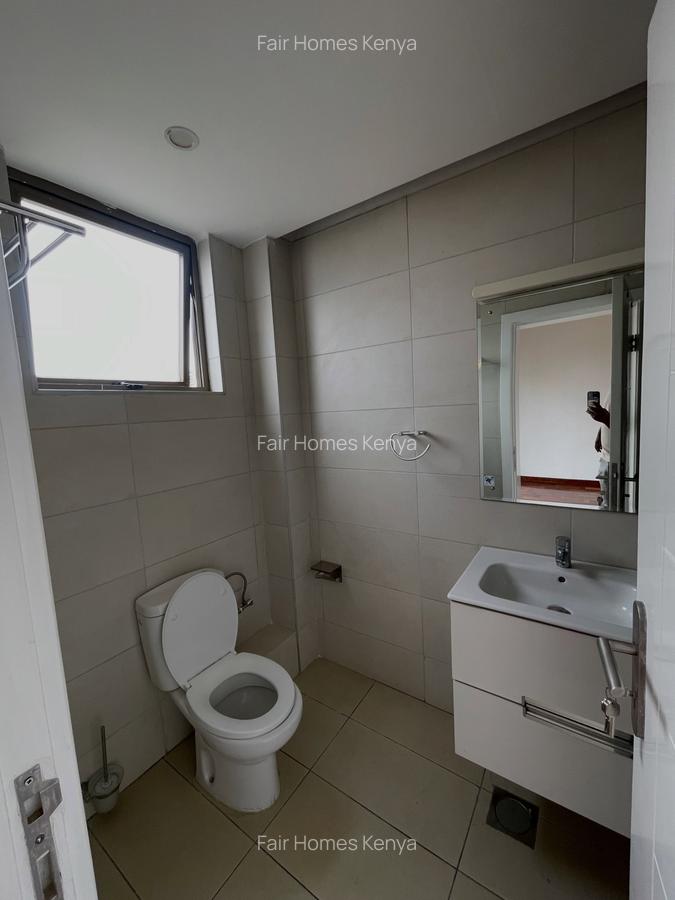 3 Bed Apartment with En Suite at Othaya Road - 12