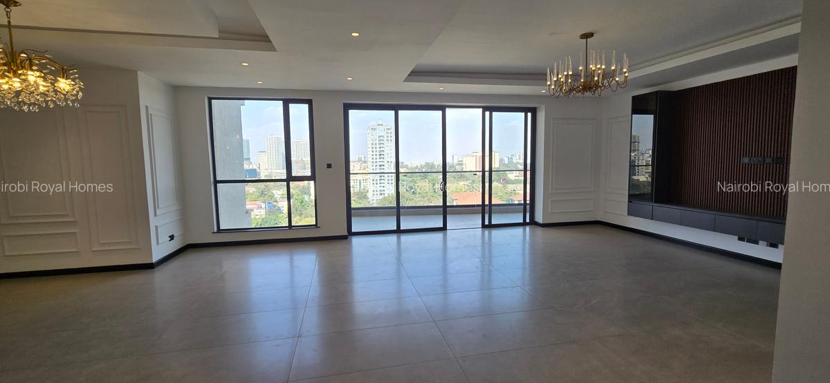 3 Bed Apartment with En Suite at Riverside Drive - 11
