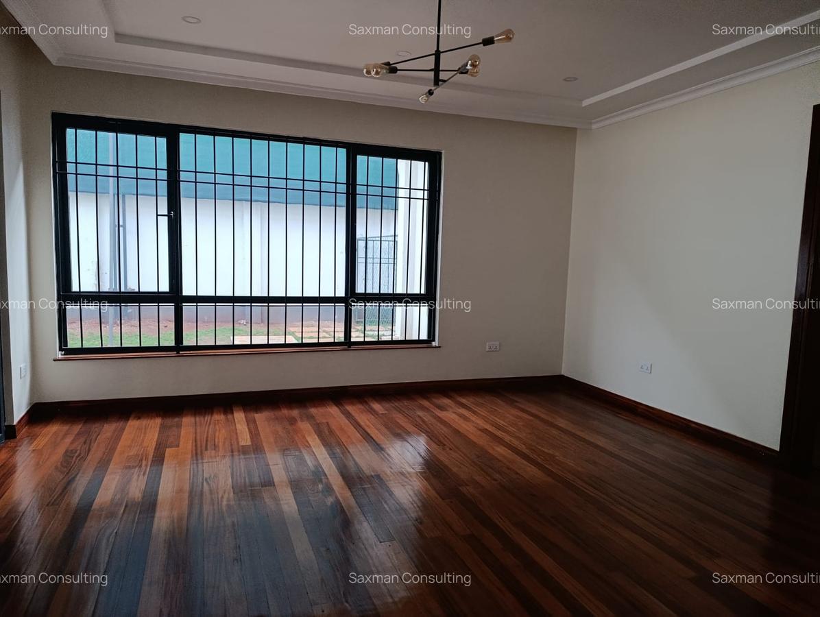5 Bed Villa with En Suite in Loresho - 7