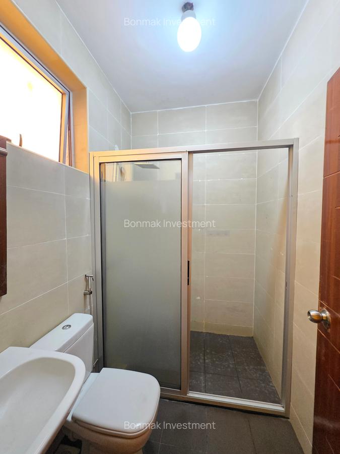 5 Bed Townhouse with En Suite at Lavington Green - 18