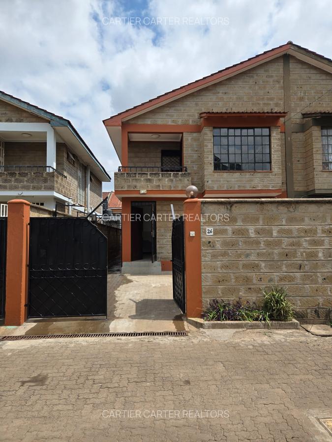 4 Bed Townhouse with En Suite at Ruby Flats Estate - 1