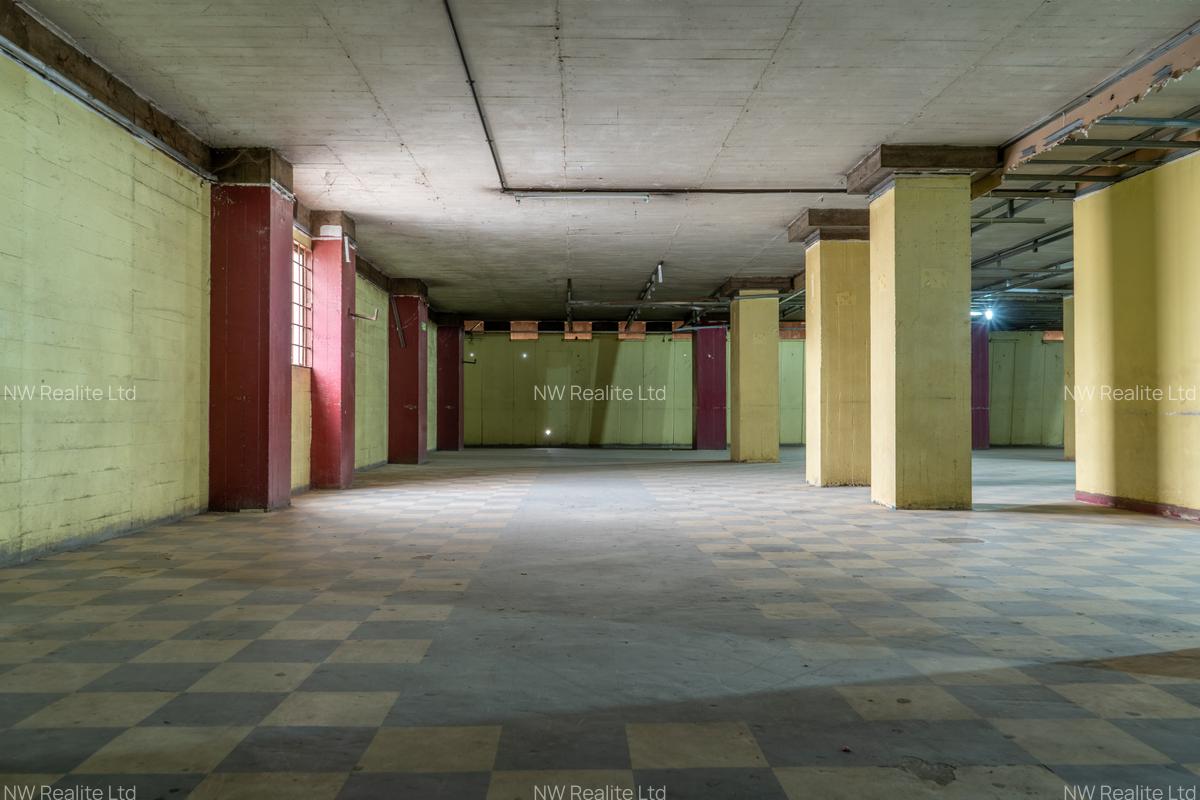 11,000 ft² Commercial Property with Service Charge Included at Haile Sellasie Avenue - 3