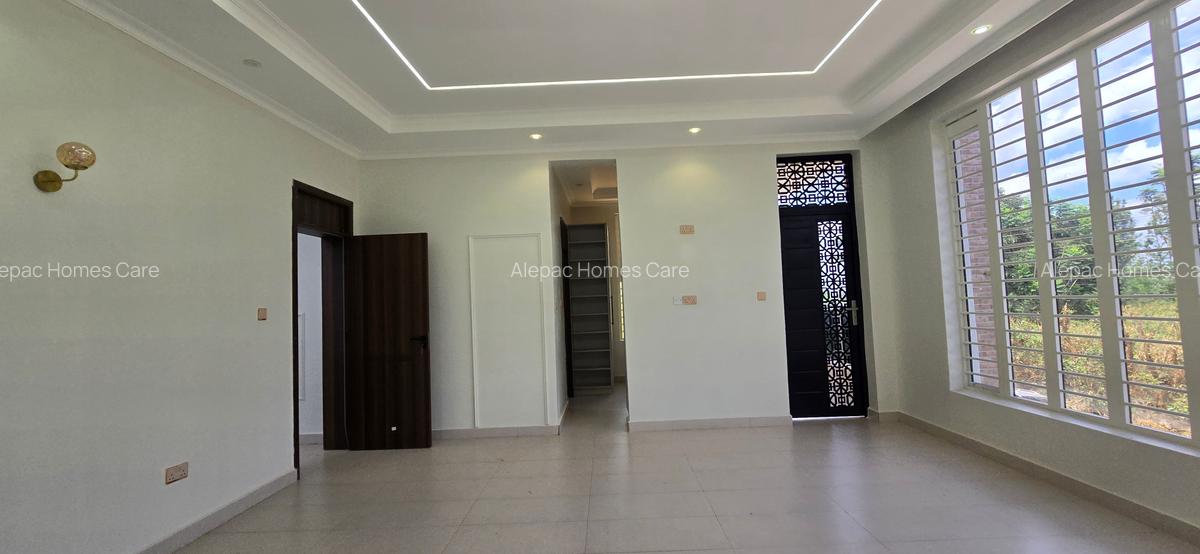 4 Bed House with En Suite at Mugutha - 8