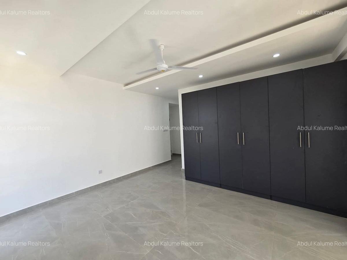 Serviced 3 Bed Apartment with En Suite at Nyali - 11